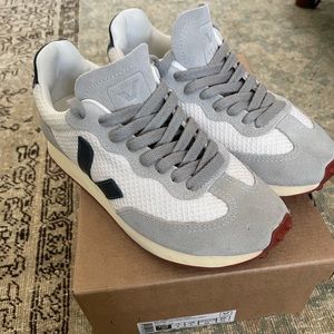 Veja Rio Branco Hexamesh -Gravel Nautico & Oxford Grey